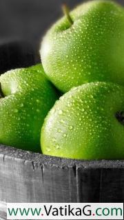 Green apples 