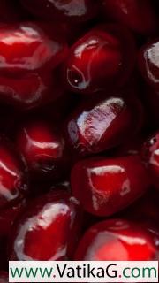 Pomegranate pieces