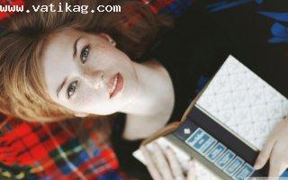 Girl with book wallpaper