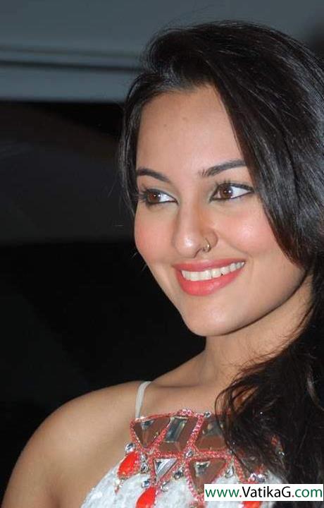 Sonakshi sinha 07 