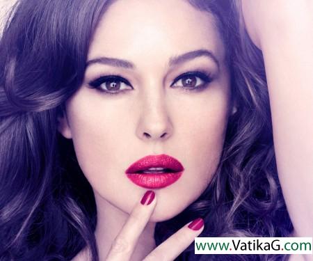 Hot monica bellucci 