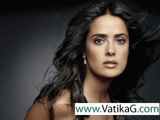 Salma hayek die heart look 