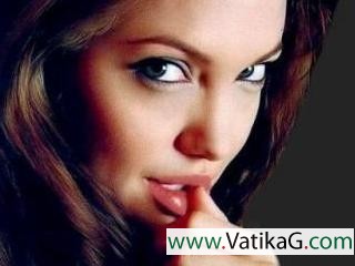 Angelina celebritie jolie 320x240