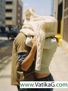 Lovers kissing 