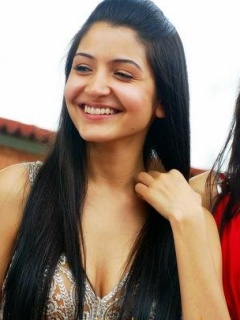 Star anushka sharma 