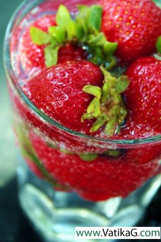 A cup of strawberries